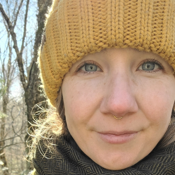 Meet Your Posher - Picture 1 of 11